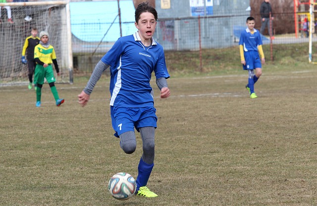 现代娱乐产 现代娱乐产